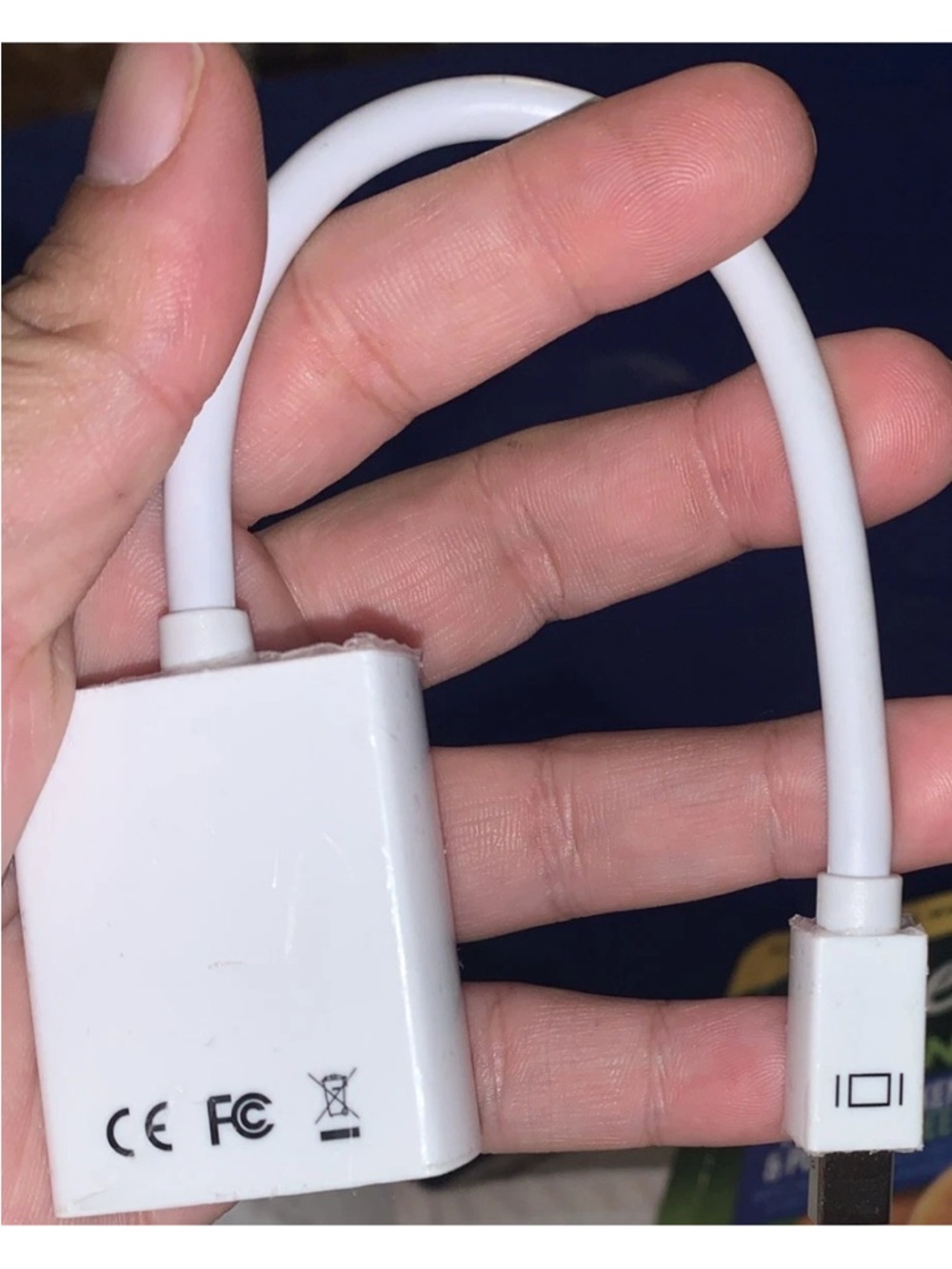 Amazon Basics Mini DP Displayport to VGA Adapter Cable - White